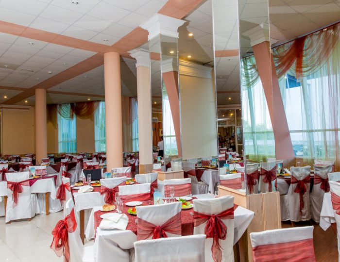 Ресторан «Янтарный» - «АкваЛоо» клинический санаторно-курортный комплекс (КСКК)