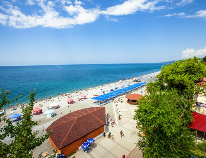 Собственный пляж - «АкваЛоо» клинический санаторно-курортный комплекс (КСКК)