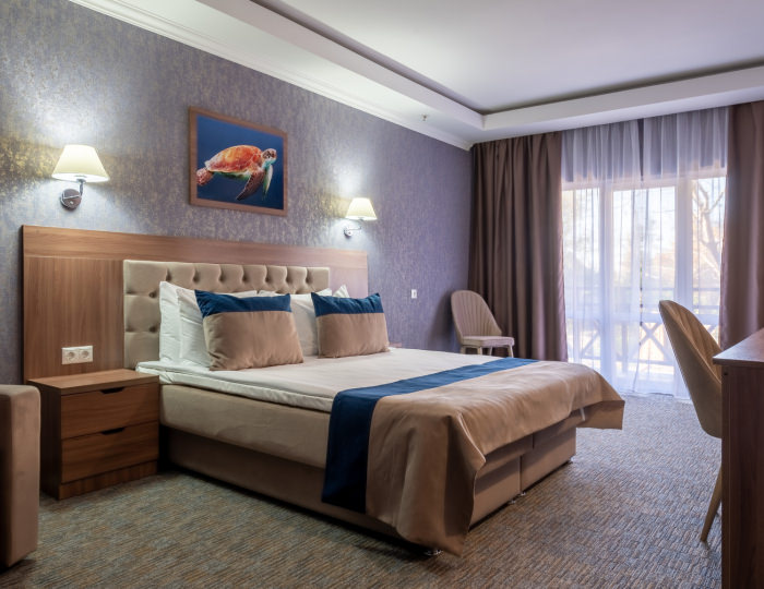 Комфорт+ "Комфорт ПЛЮС" 2-местный 2-комнатный - «АкваЛоо» клинический санаторно-курортный комплекс (КСКК)